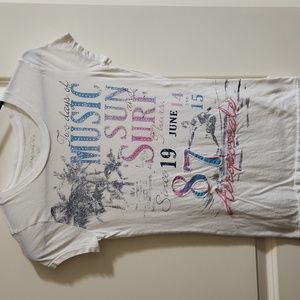 T shirt